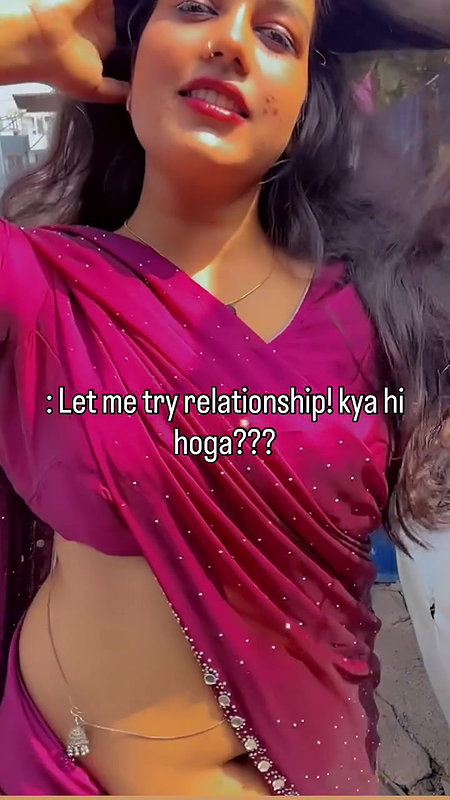 sexy fleshy lady deep navel in pink saree 22