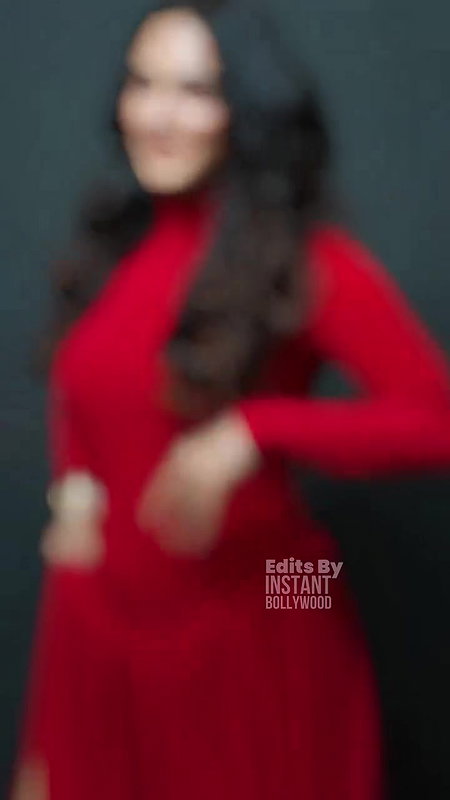 KIARA SIZZLING SEXY CURVY MILF NEVER FAILS TO SEDUCE HQ VIDEO AND MORE 28