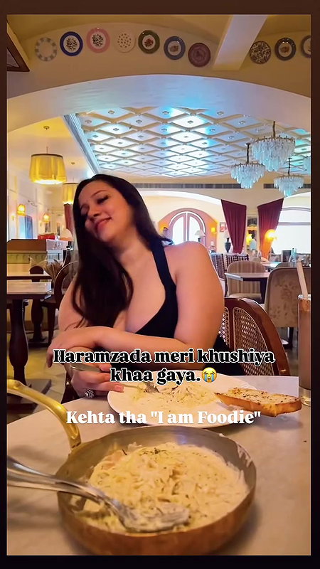 busty punjabi lady huge breasts in black top 22