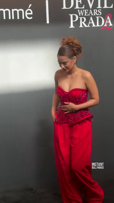 NIA SLUTTY OPEN DEEP CLEAVAGE LUSTY IN OFF SHOULDER DRESS YUMM 24