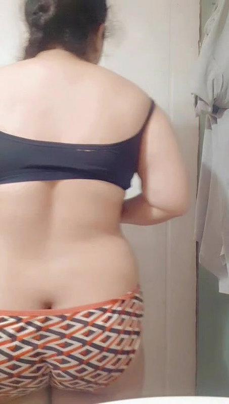 Beautiful Chubby Tanker Gf Showing updates9