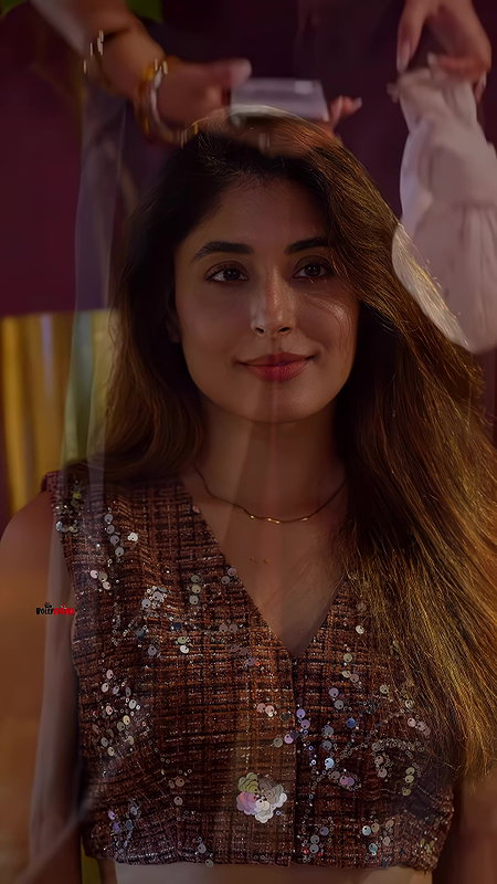 KRITIKA KAMRA GLAMOROUS BABE DESIRED LOOKS HQ 22
