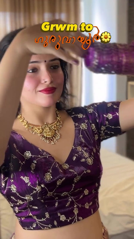 beautiful malayali girl sexy deep navel in vishu kerala costume 22