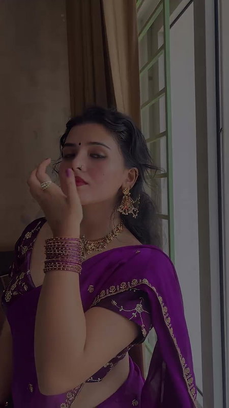 beautiful malayali girl sexy deep navel in vishu kerala costume 22