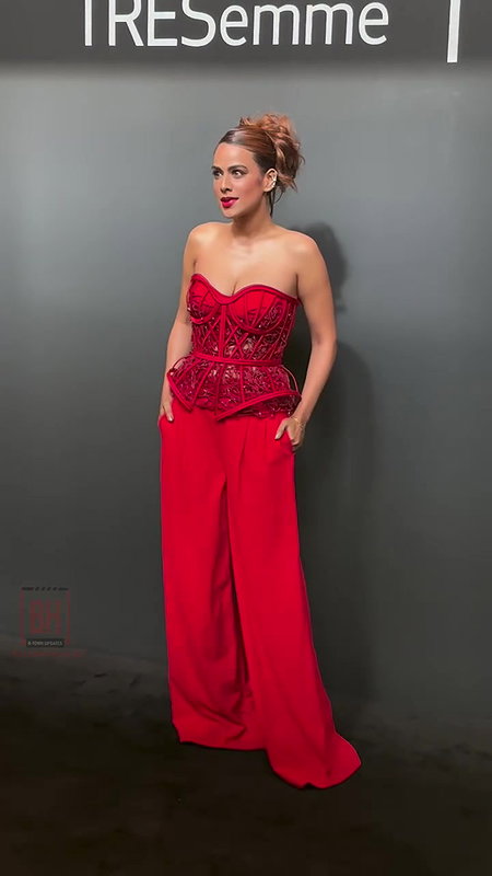 NIA SLUTTY OPEN DEEP CLEAVAGE LUSTY IN OFF SHOULDER DRESS YUMM 22