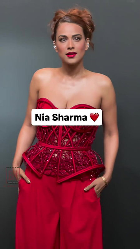 NIA SLUTTY OPEN DEEP CLEAVAGE LUSTY IN OFF SHOULDER DRESS YUMM 22