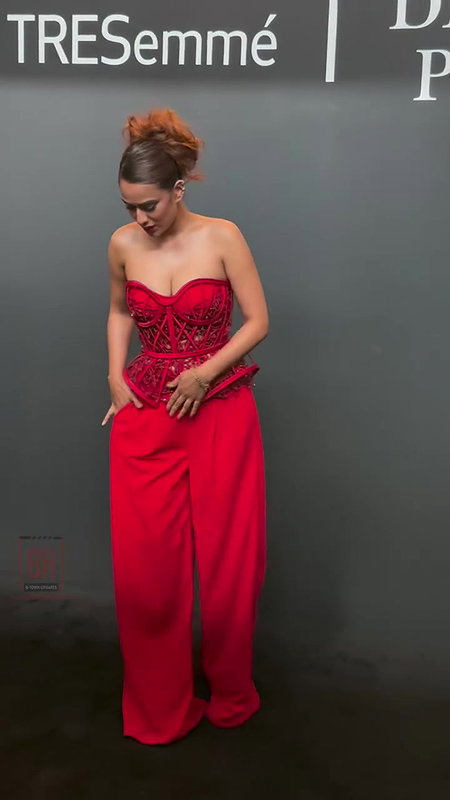 NIA SLUTTY OPEN DEEP CLEAVAGE LUSTY IN OFF SHOULDER DRESS YUMM 22