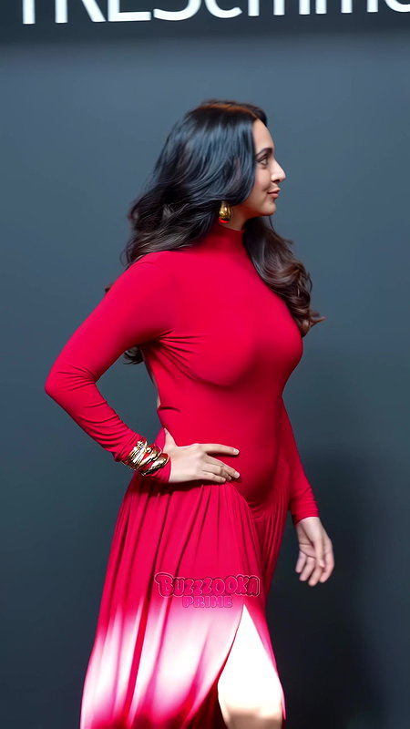 KIARA SIZZLING SEXY CURVY MILF NEVER FAILS TO SEDUCE HQ VIDEO AND MORE 22