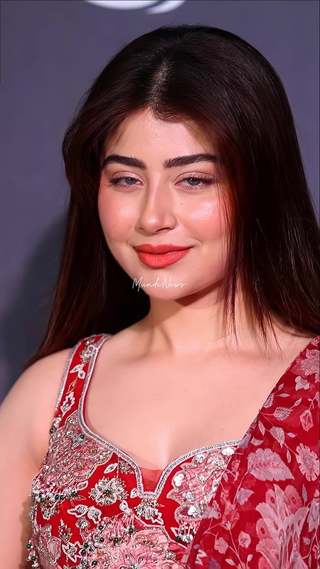 ADITI BHATIA GLAM GORGEOUS DIVA SEXY IN SAREE MILKY TEASE HQ VIDEO 22