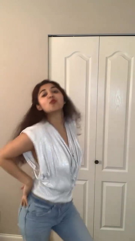 malayali nri girl bouncing tits in silver costume 22