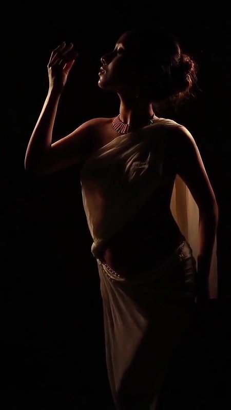 Sexy Hot Dusky Model Topless Saree Shoot 22
