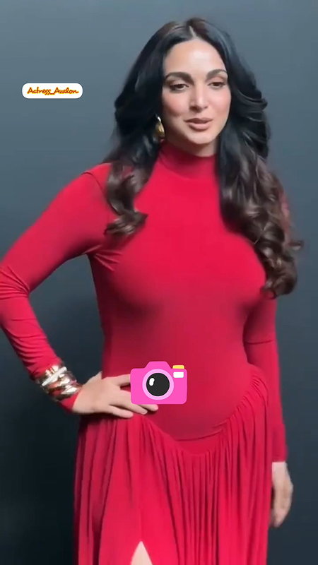 MOMMY KIARA ADVANI FLAUNTS HER SLUTTY LOOKS HQ VIDEOS 24
