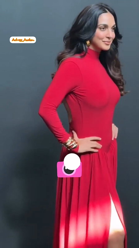 MOMMY KIARA ADVANI FLAUNTS HER SLUTTY LOOKS HQ VIDEOS 24