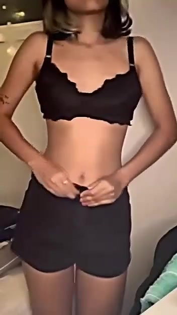 eautiful Sexy Bengali Gf Showing & Bathing updates 25