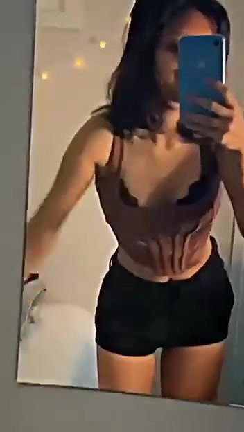 eautiful Sexy Bengali Gf Showing & Bathing updates 25