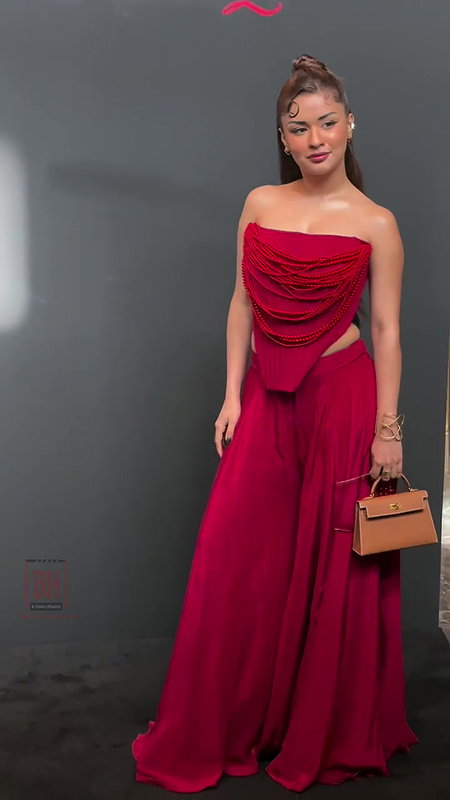 AVNEET KAUR IRRESISTIBLE HOTTIE SEXY IN OFF SHOULDER DRESS 28