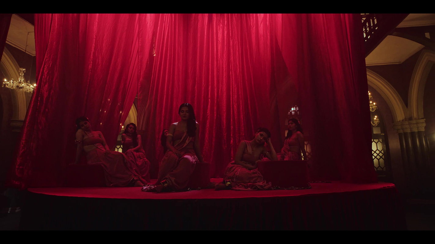 Unk Actresses Hot Bobbs,Navel Seduction 4K Scenes Compilation Undekhi S04E012026 22