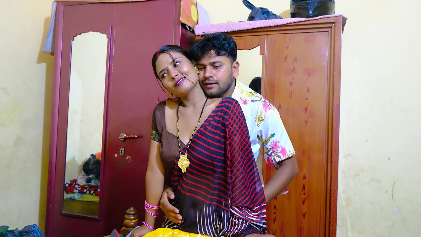 Horny young radha chauhan multiple smooching navel kiss song 22
