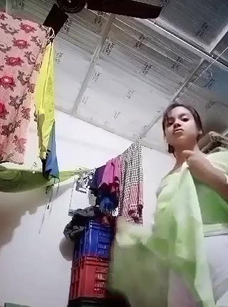 Beautiful Cute Gf Showing & Fingering 22