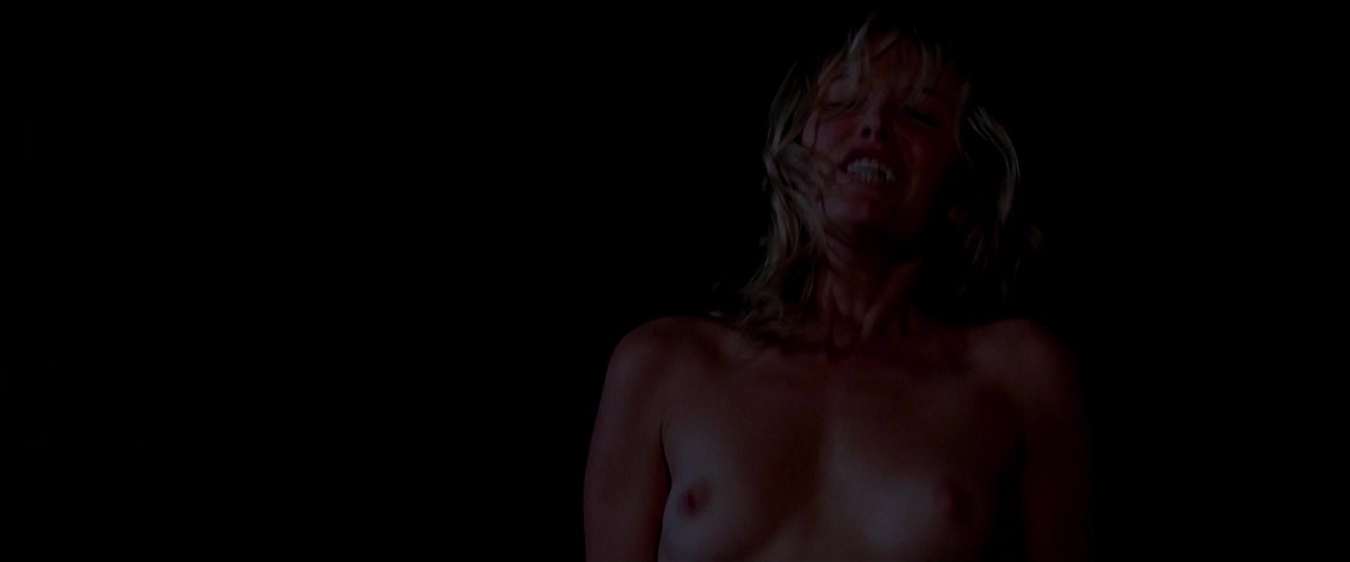 Malin Akerman hot nude scenes The Heartbreak Kid 2007 22