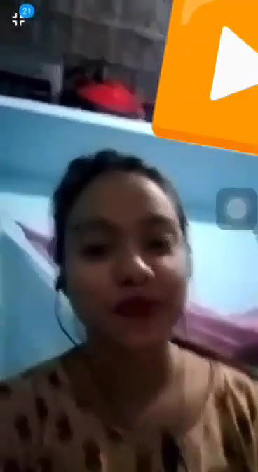 Beautiful Cute Gf Showing & Fingering 27
