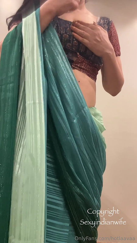 Sexyindianwife nude saree stripping spread Ass hole and pussy rubbing2