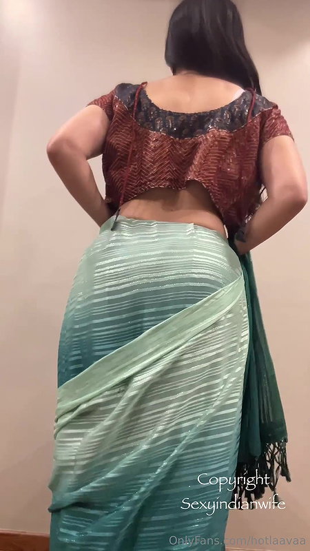 Sexyindianwife nude saree stripping spread Ass hole and pussy rubbing2
