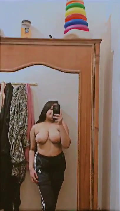 Beautiful Bigboob Sexy Tanker Gf Playing With Boobies 27