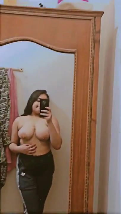 Beautiful Bigboob Sexy Tanker Gf Playing With Boobies 27