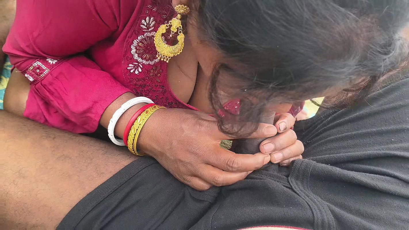My bhabhi ko bulakar jungle mein chudai Kiya outdoor fouking big Ass