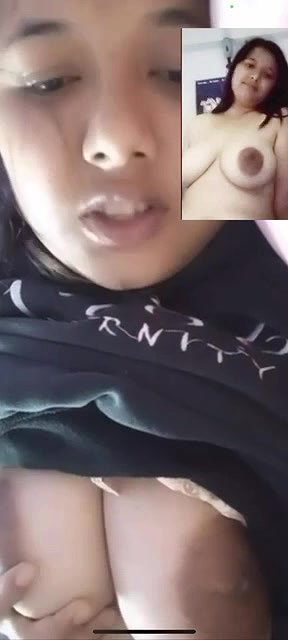 CHUBBY BIG BOOBS ASSAM BUSTY GF SHOWING PUSSY & THICK ASS 5 CLIPS2