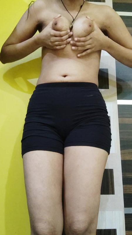 Cute Young Indian GF Showing Asshole Masturbating Both Hole Piss!ng 11 video3