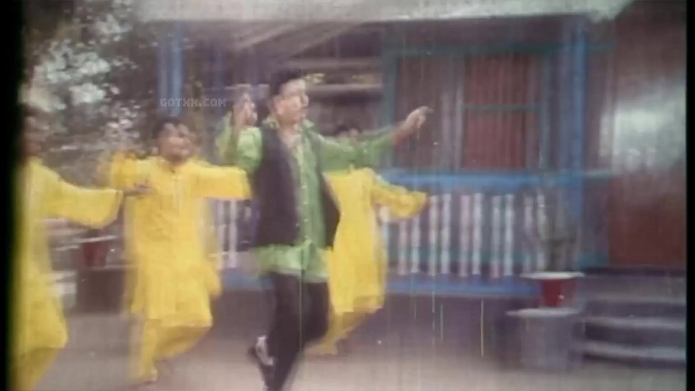 amin khan face 3 times to moyuri song- kokila kokila
