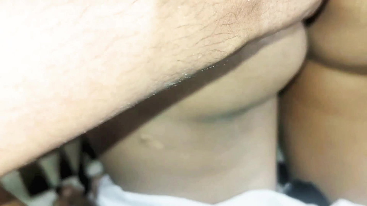 Anal Sex Hindustani Women Showing Her Big Ass with as Whole Big Ass Hole Black Hard Core Sex