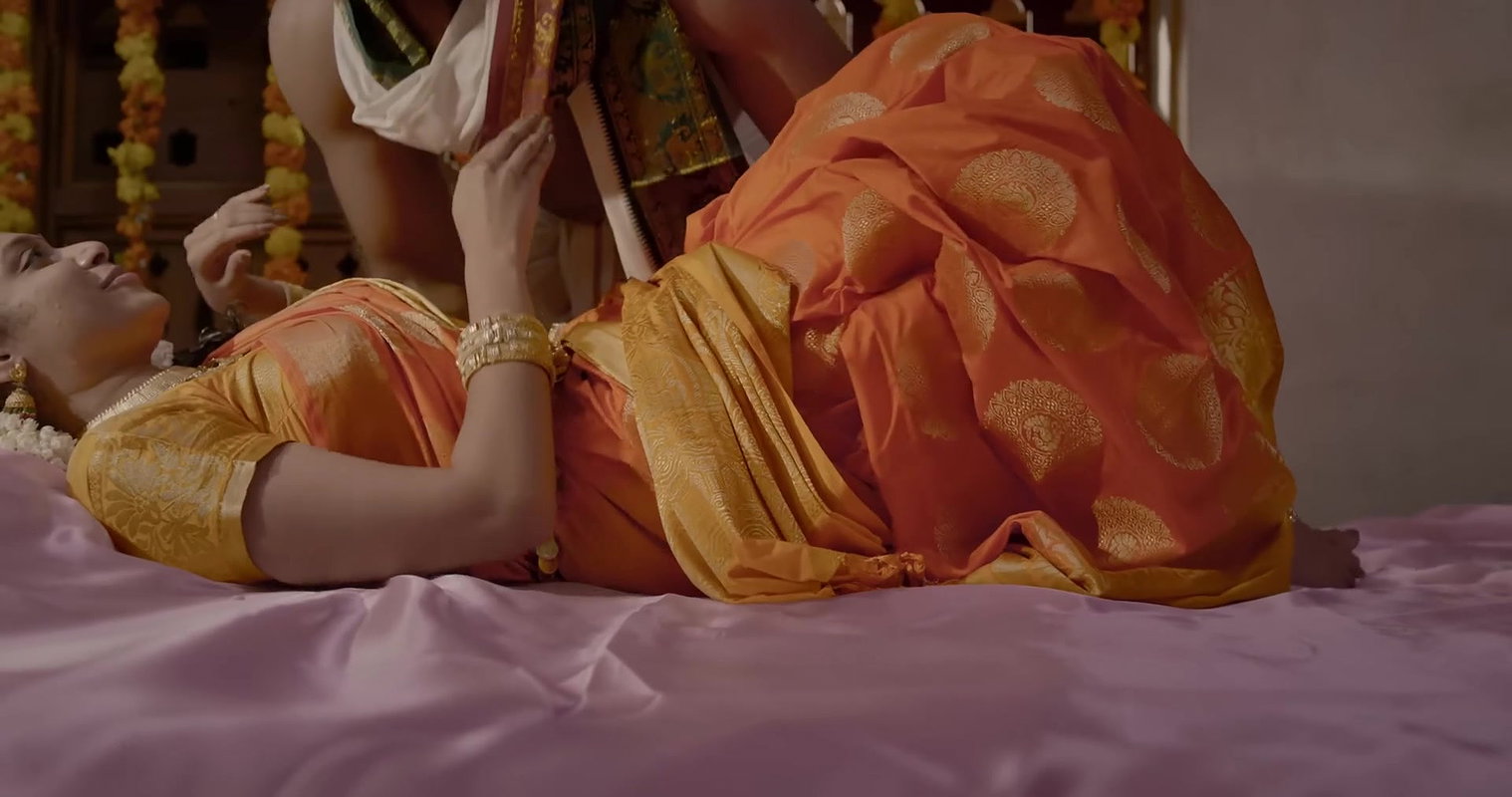Kamathrayodasi Malayalam Short Film Hot and Sexy Sareed Housewife First Night Romance