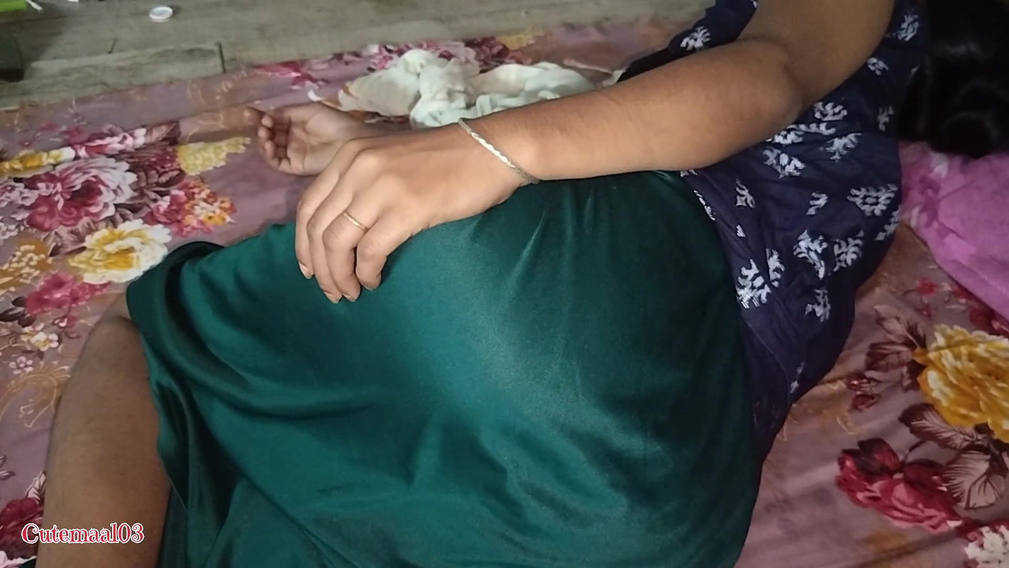 Friend’s Attractive Wife Sucking Hard