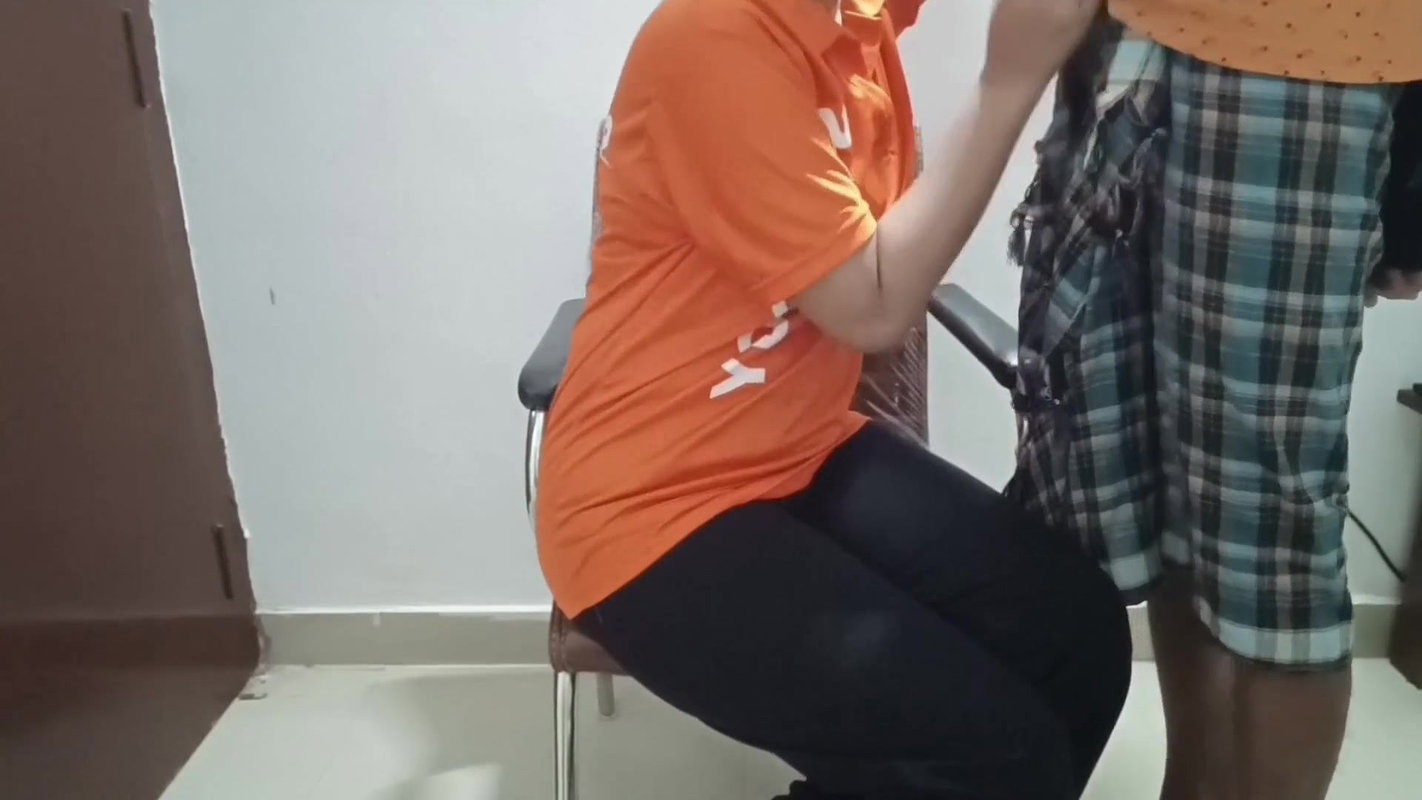 Hungry and Thirsty Swiggy Delivery Girl Did Not Leave