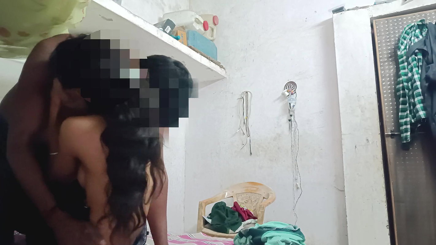 The Native Virgin Girl Was Convinced to Have Sex and Sucked a Lot of Cock