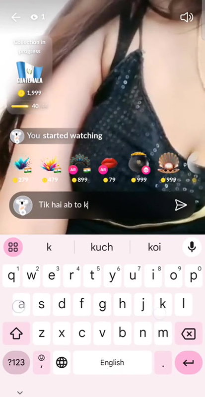Cute girl fing her pussy in chame