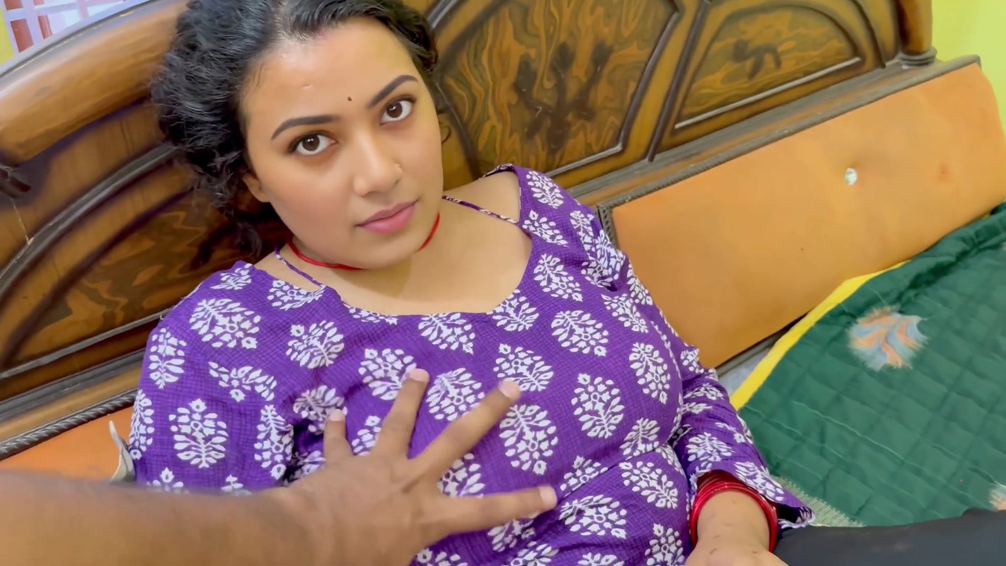 My Big Sister Was Angry, We Shared Single Bed, Full Hindi Audio