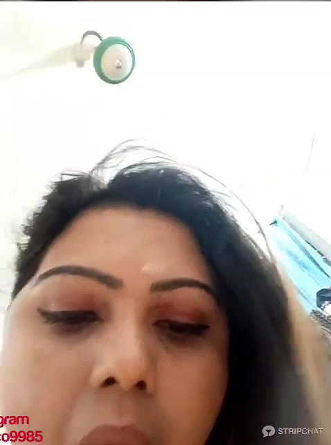 Blue-Berry07 Ticket show face show and pussy fingering