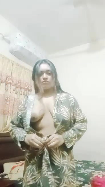 Horny Bengali Girl Showing Pressing Boobs Rubbing Pussy updates 219