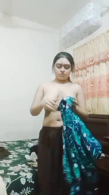 Horny Bengali Girl Showing Pressing Boobs Rubbing Pussy updates 243