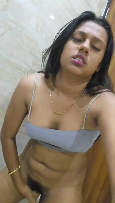HORNY DESI GIRLFRIEND PUSSY FINGERING 22