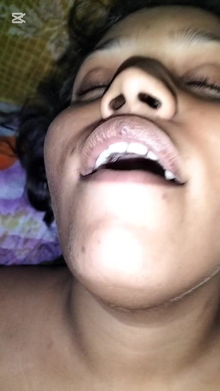 HORNY DESI VILLAGE BHABHI GIVING DEEPTHOAT BLOWJOB HARD FUCKED  5 CLIPS  25