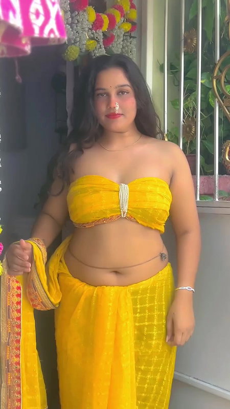 hot marathi lady in sexy yellow blouse and bottom 22