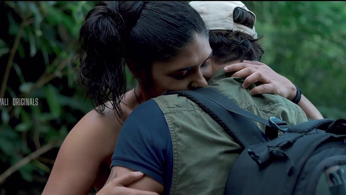 Hot sexy Malayali girl sizzling scene from khani film-2 22
