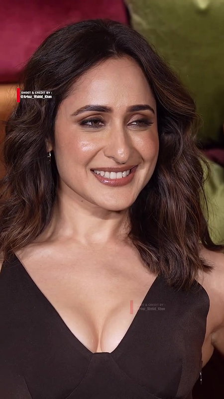 NAUGHTY PRAGYA JAISWAL ENCHANTING HORNY DESPERATE TO EXPOSE HER FIGURE 22
