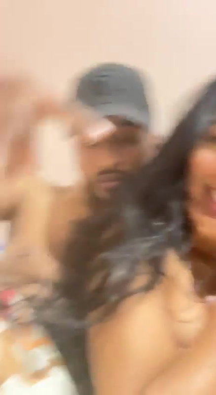 SEXY INDIAN MAAL GF STRIPPING NUDE BATHING GIVING DEEP BLOWJOB  UPDATES 16 CLIPS  26