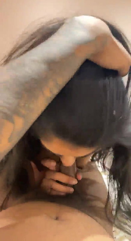 SEXY INDIAN MAAL GF STRIPPING NUDE BATHING GIVING DEEP BLOWJOB  UPDATES 16 CLIPS  210
